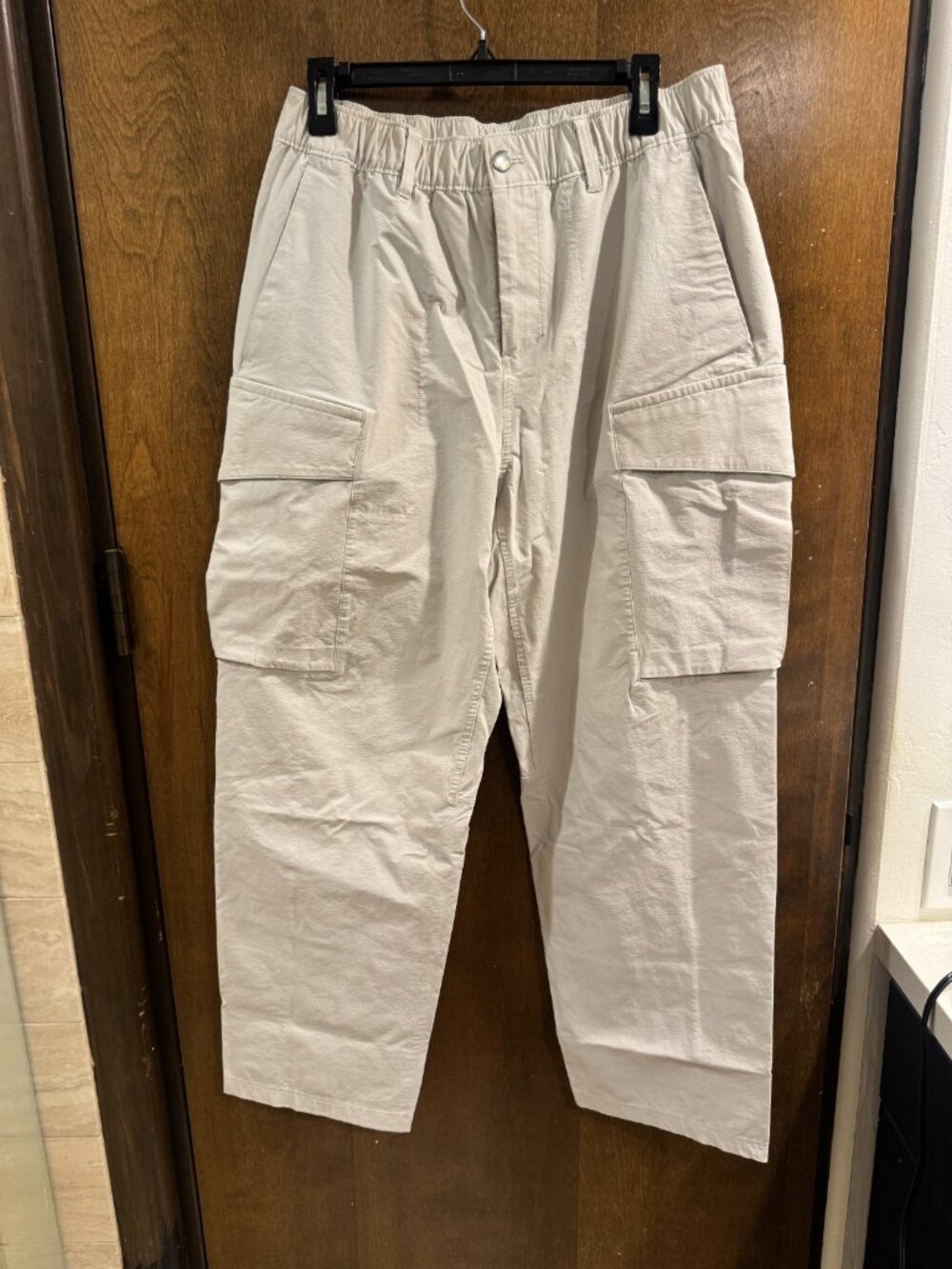 Lululemon Mens Utilitech Cargo Carpenter Pant Straight Leg Regular Size 34 White